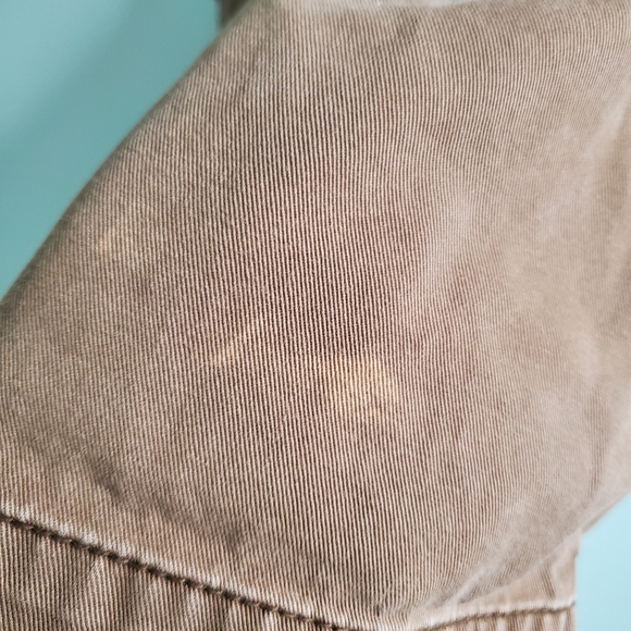 Old Navy Men's Brown Cargo Shorts - Picture 3 of 4